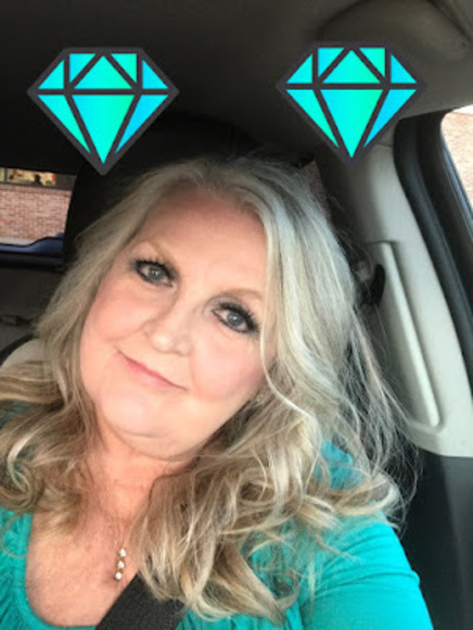 Meet your Posher, Darlene - Picture 1 of 1